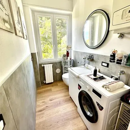 Lilly Del Maggiore Castelveccana